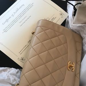 Chanel Vintage Diana flap, Beige